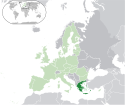 Situation de la Grèce (vert foncé) - en Europe (vert et gris foncé) - dans l'Union européenne (vert) - [Légende]