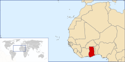 Localisation du Ghana (rouge foncé) en Afrique de l'Ouest (lumière jaune)