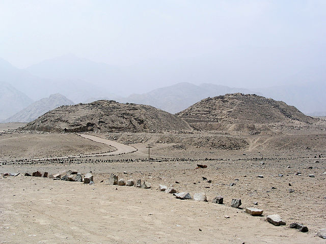 File:PeruCaral01.jpg