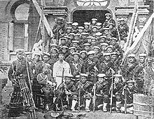 Groupe de marines japonaises.