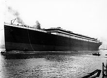 lauch del Titanic, el barco todavía falta una parte de la superestructura